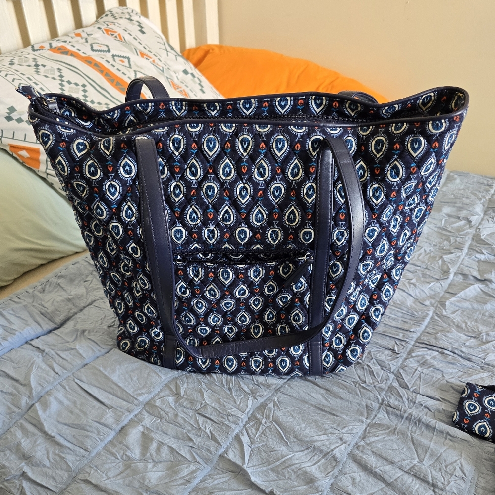Vera bradley large bag